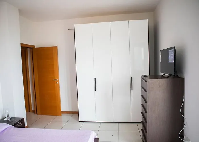 Casa Aramare 22 *